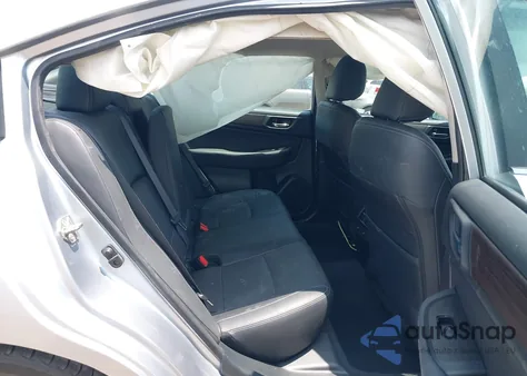 2016 Subaru Legacy 2.5I Limited z USA, uszkodzony, nr VIN 4S3BNBN67G3060370